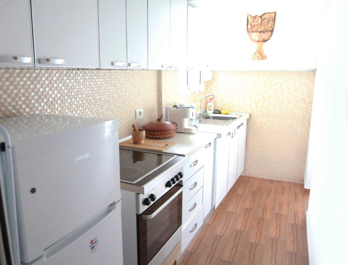 Cozy Central Apartment Tirana Extérieur photo