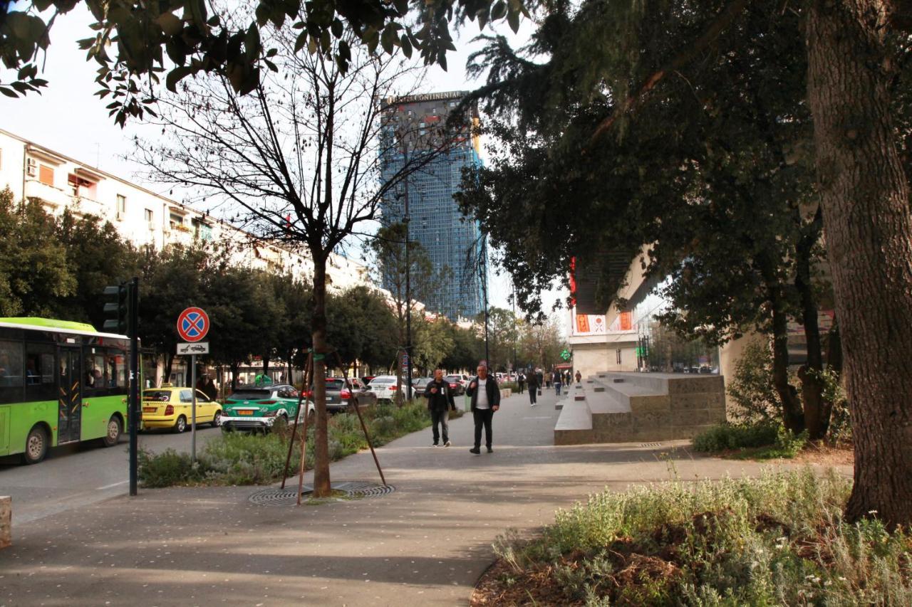Cozy Central Apartment Tirana Extérieur photo