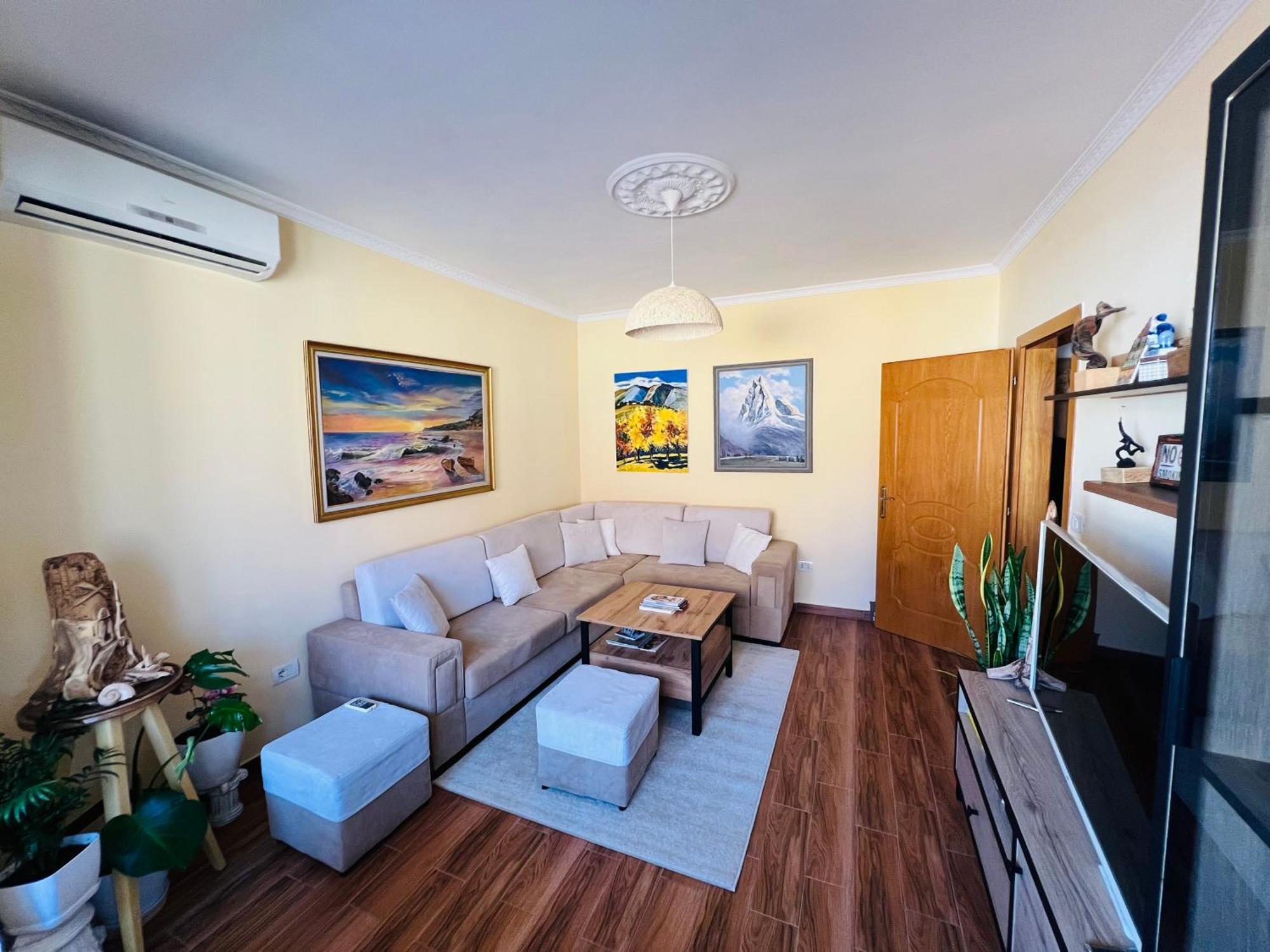Cozy Central Apartment Tirana Extérieur photo
