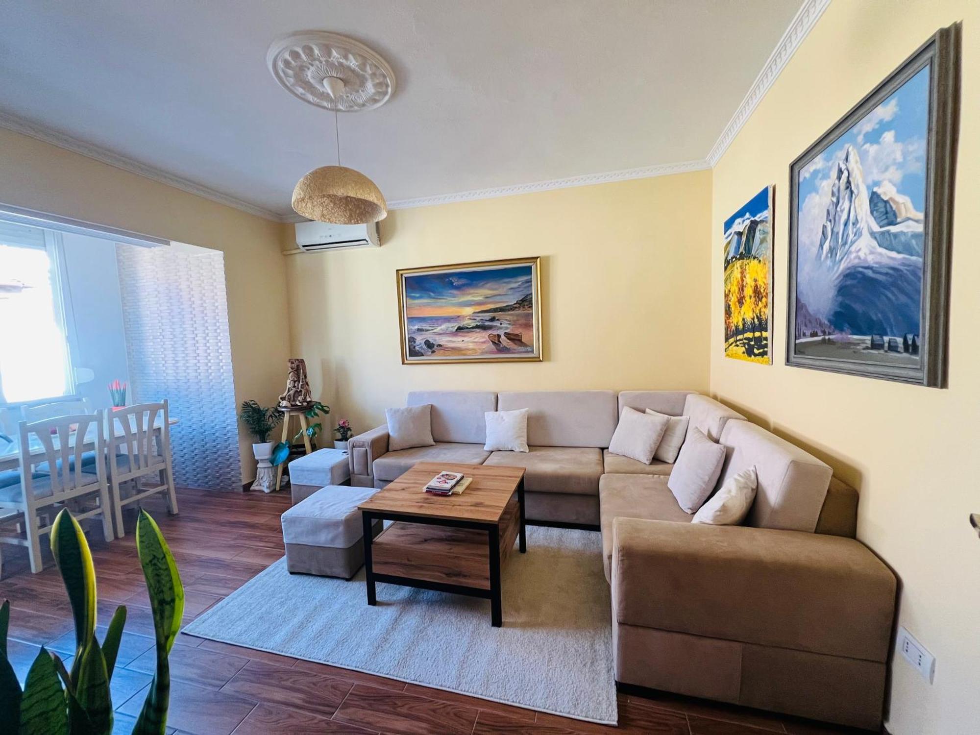 Cozy Central Apartment Tirana Extérieur photo